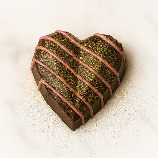 Coeur Strawberry Pistachio Kunafa Ruby Clement Niel - Chocolatier